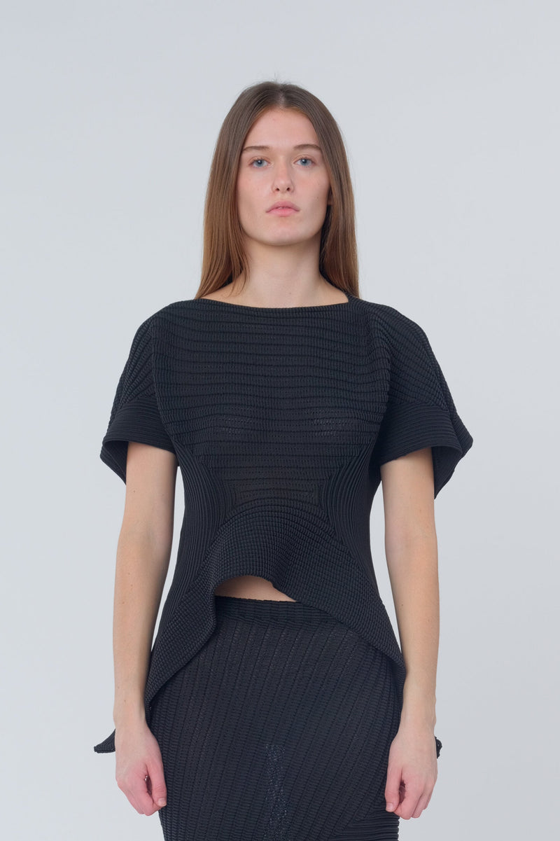 Subdued Top