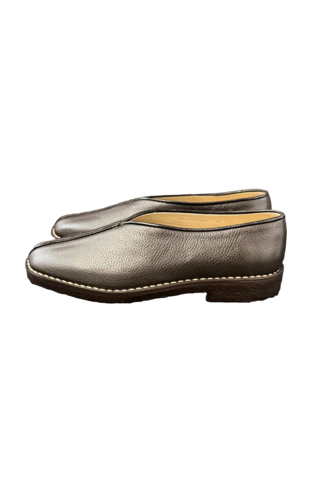 Piped Crepe Slip On