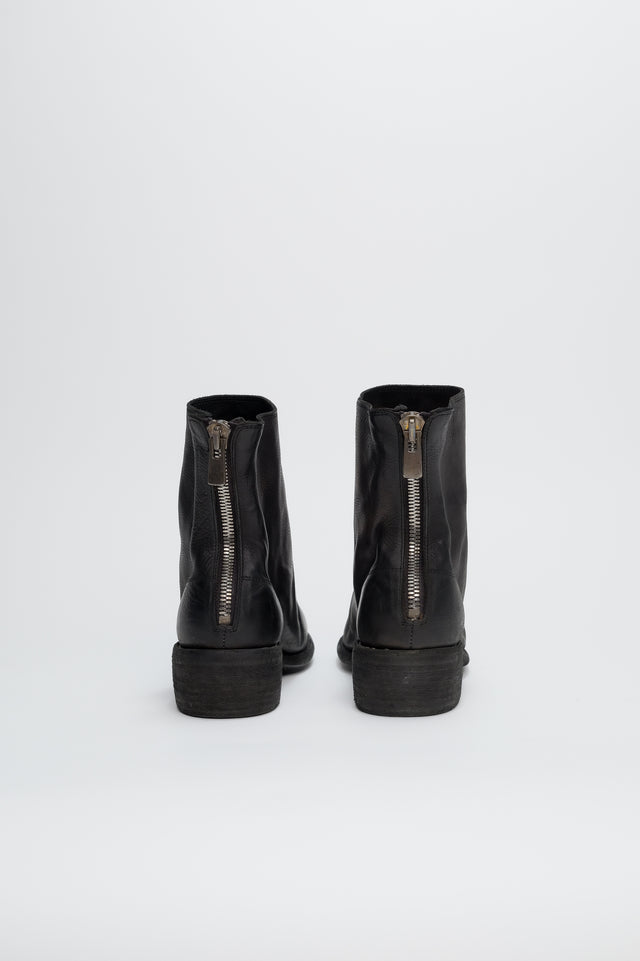 796 Baby Calf Full Grain Boots In Black