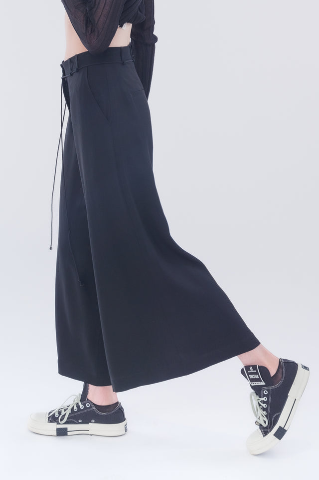 Side Slit Wide Trouser