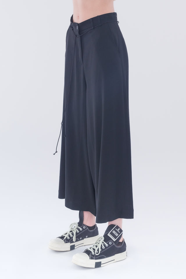 Side Slit Wide Trouser