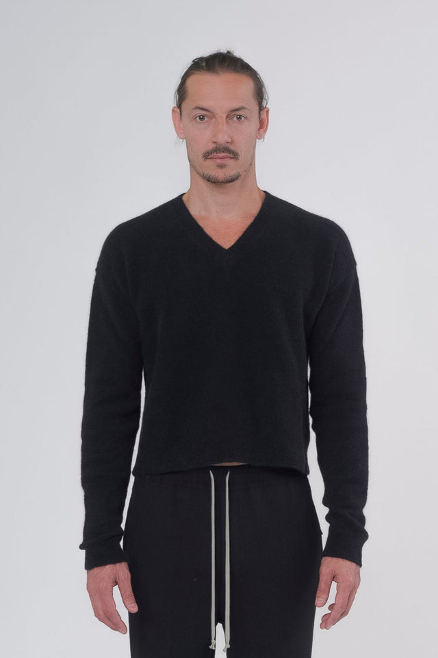 Tommy V-Neck Black