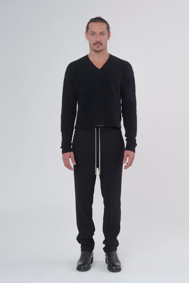 Tommy V-Neck Black