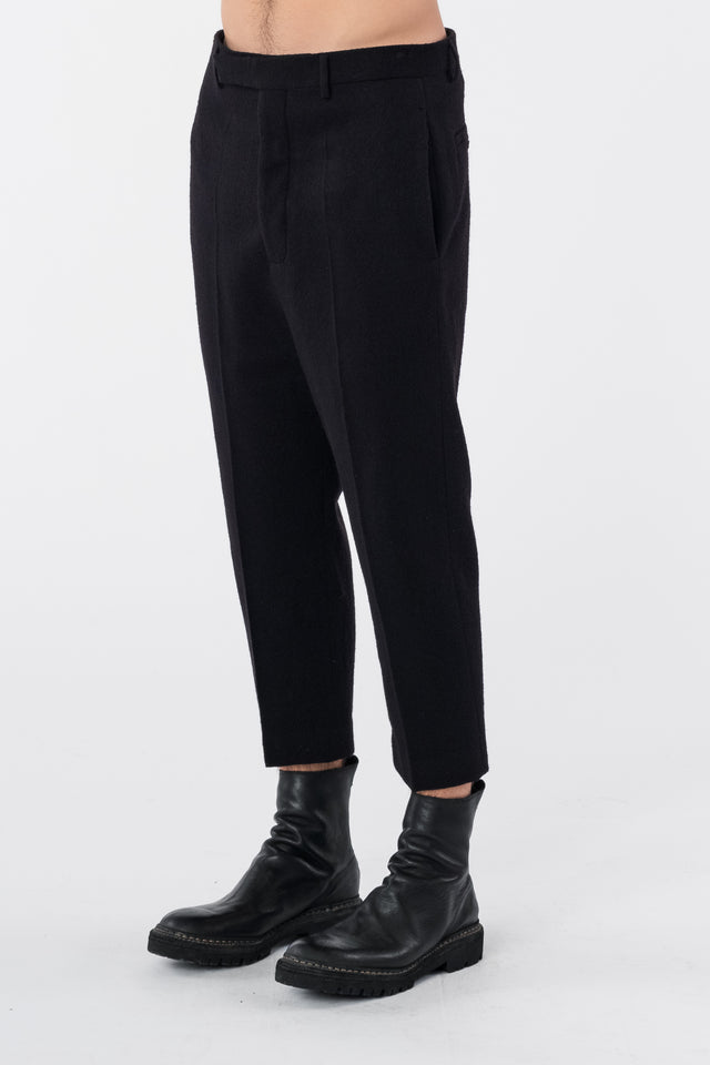 Black Cropped Astaires
