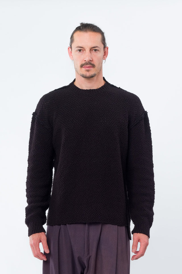 Black Slub Yarn Pullover