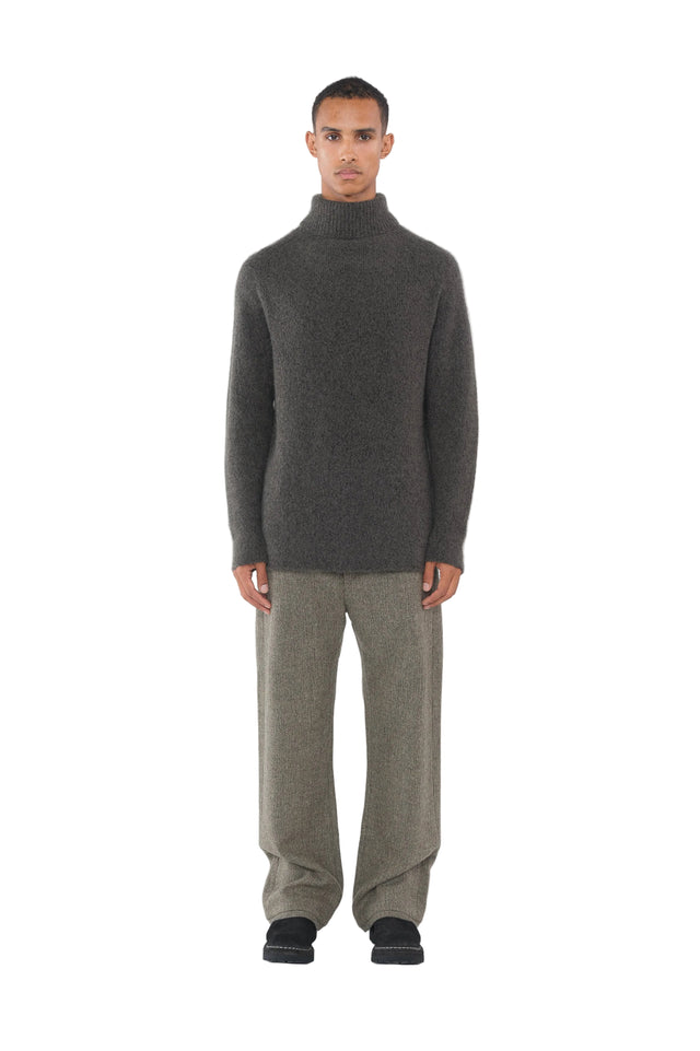 Turtleneck Seamless Sweater