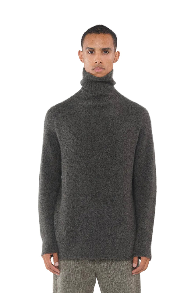 Turtleneck Seamless Sweater