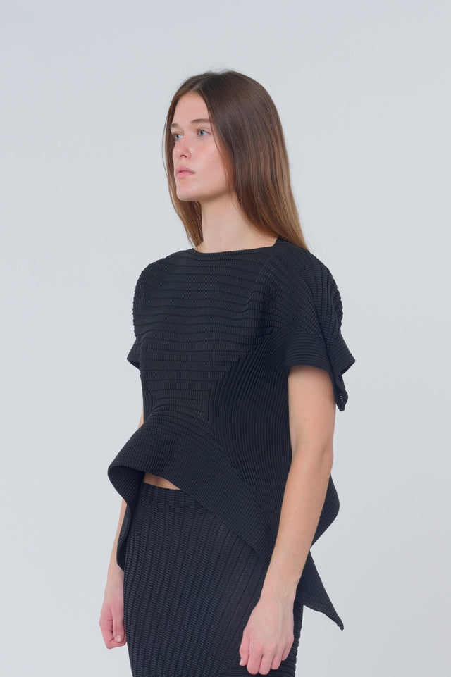 Subdued Top
