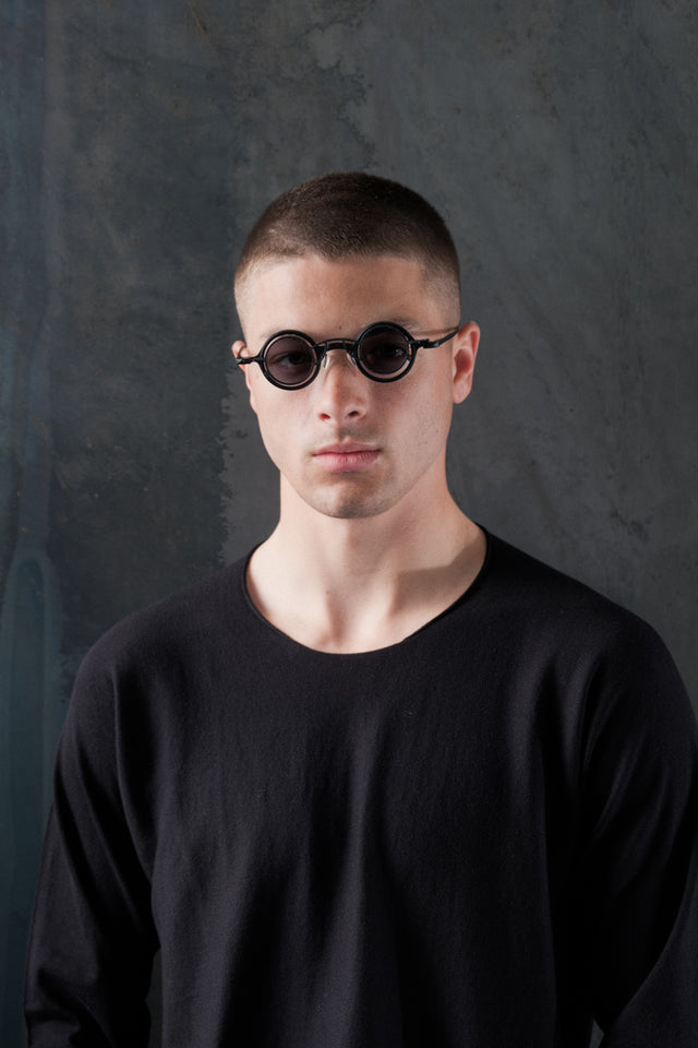 Round Clip Sunglasses in Black