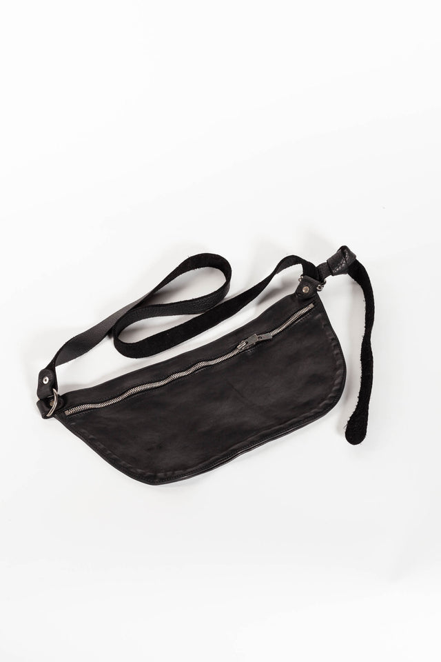 Q10M Soft Horse Bag