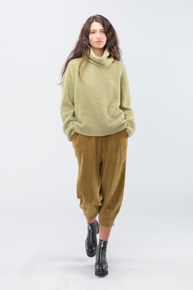 Pistachio Big Boucle Pullover