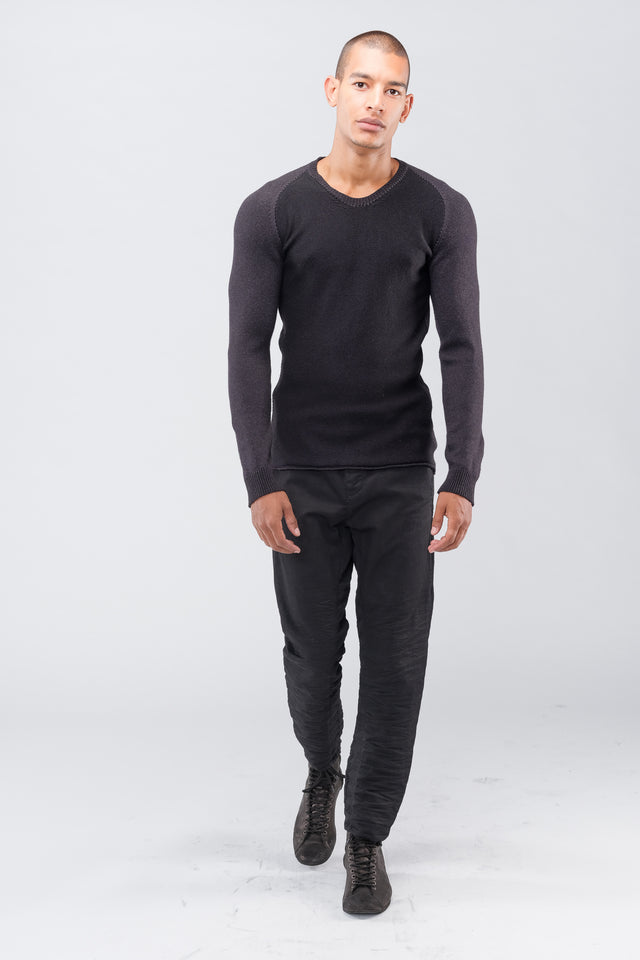 Roundneck Sweater 7