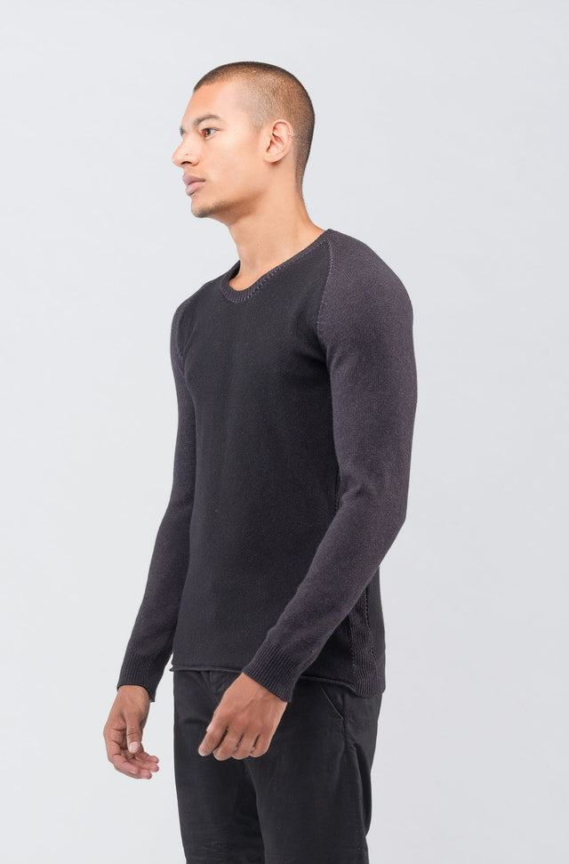 Roundneck Sweater 7