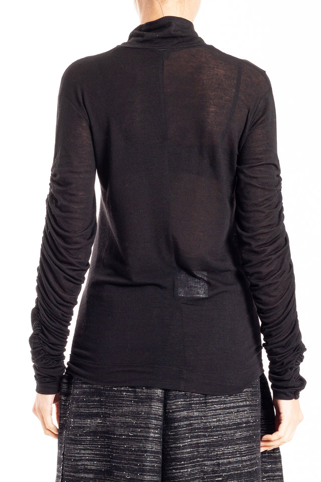 NQR Top in Black