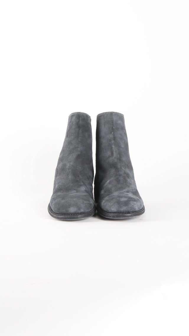 986 Calf Reverse Boots