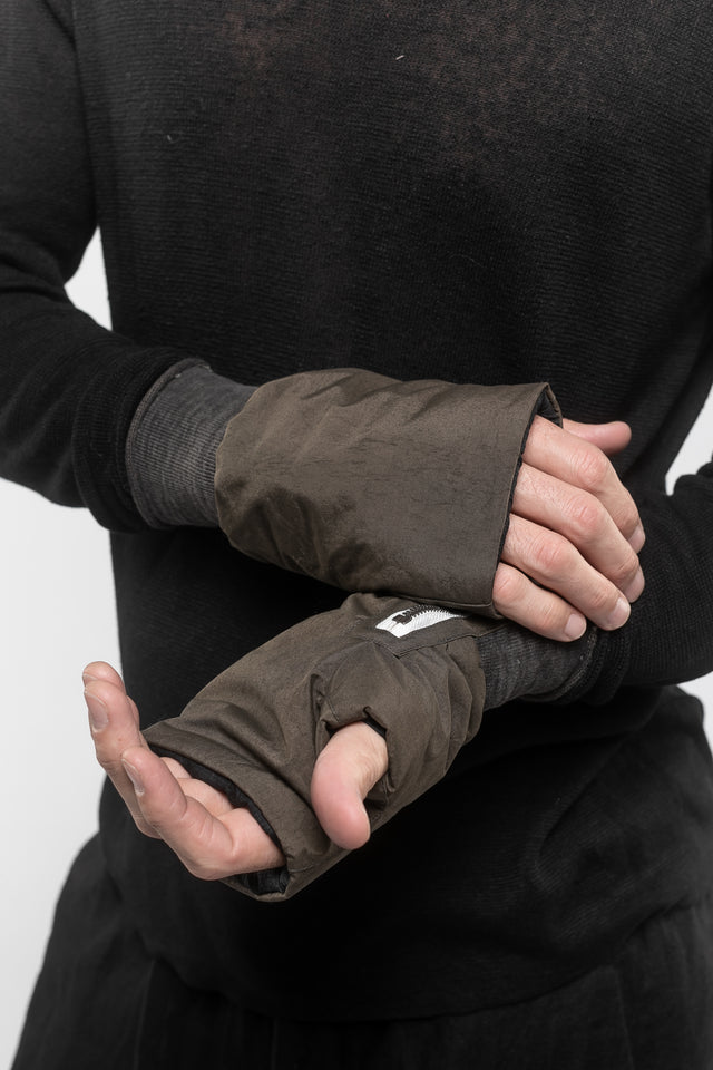 Dusty Gray Open Finger Glove